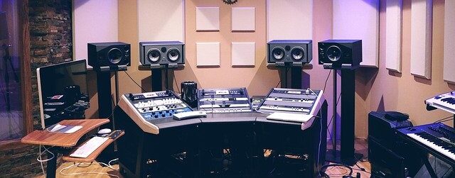 music studio where everything can be modified