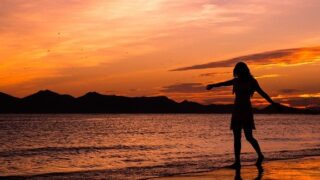 スピッツの恋は夕暮れのイメージ
